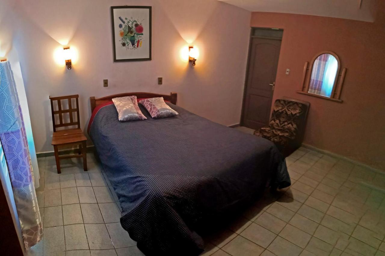 Casa Discreta Bed & Breakfast Cochabamba Exterior photo